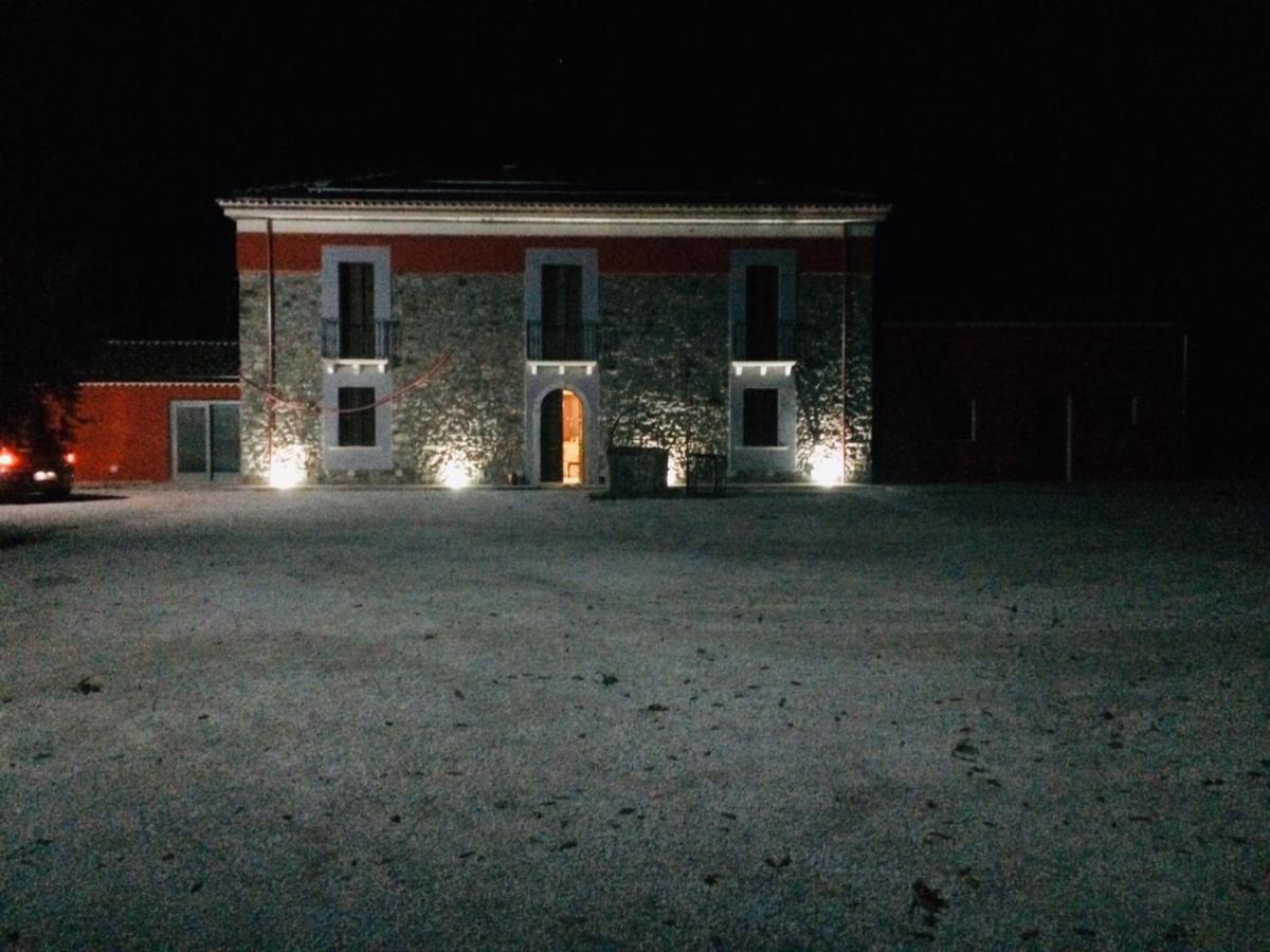 Agriturismo Dipinto Dal Sole Padula Exterior photo
